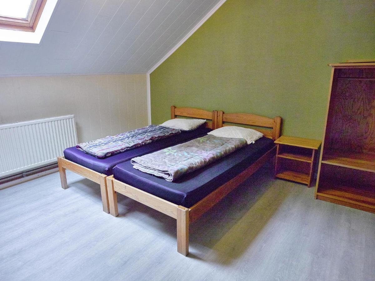 A Large Family House Villa Ставело Екстериор снимка